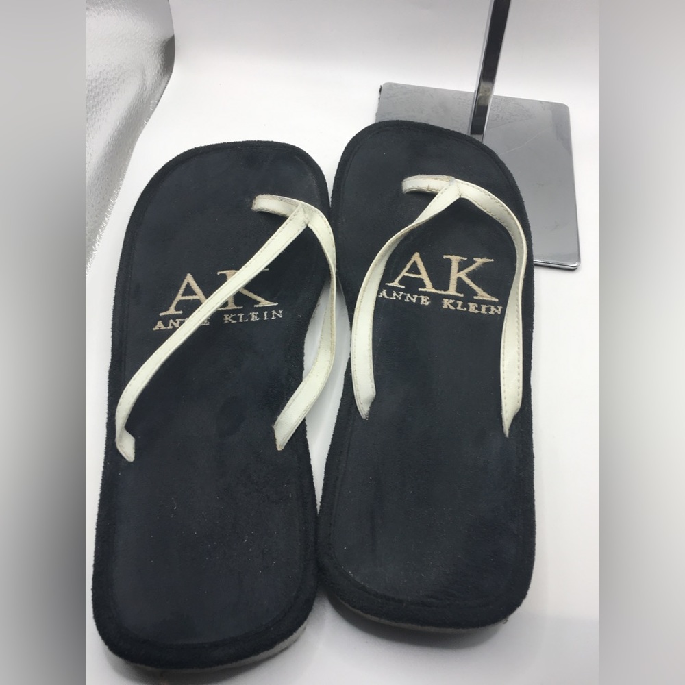 Anne Klein Flip Flops